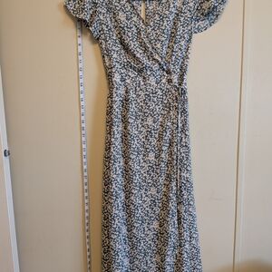 Sienna Sky Floral Maxi Dress in Teal and White Size XS